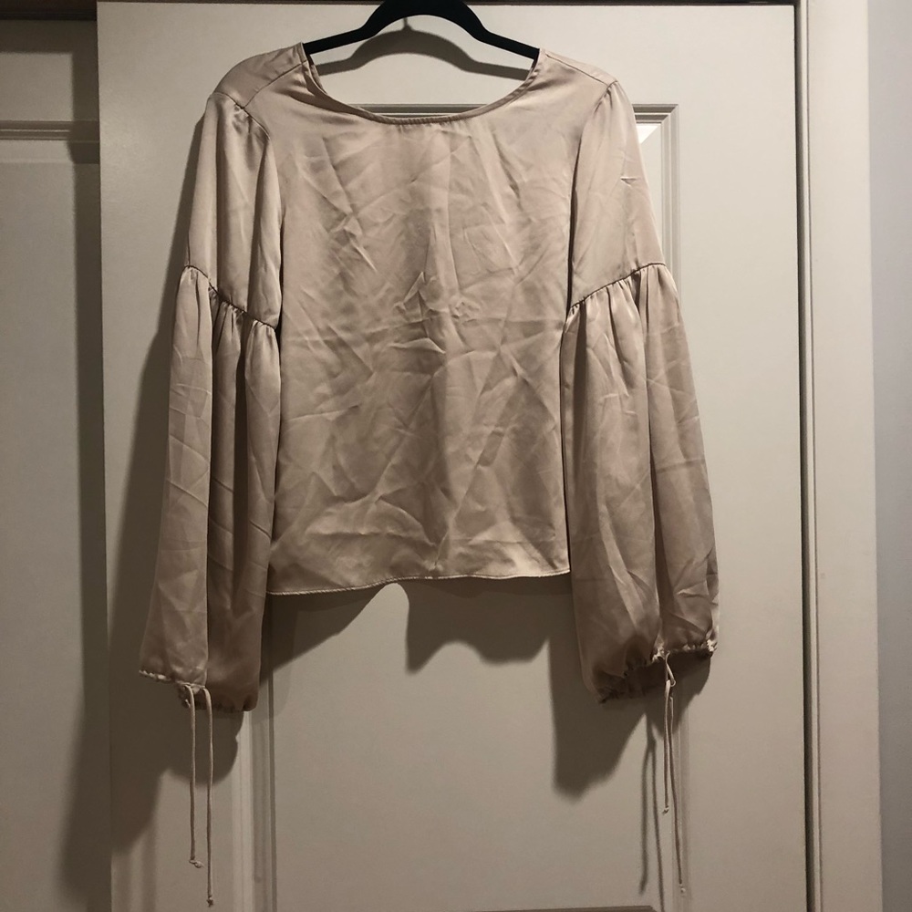 Satin long sleeve blouse!